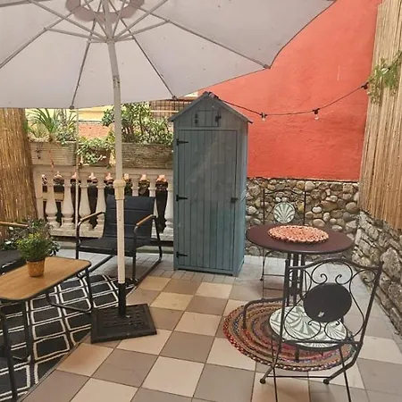 Lola's Centro Dom wakacyjny