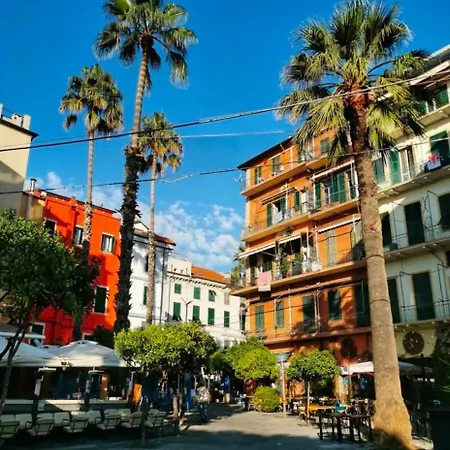 Lola's Centro Sanremo